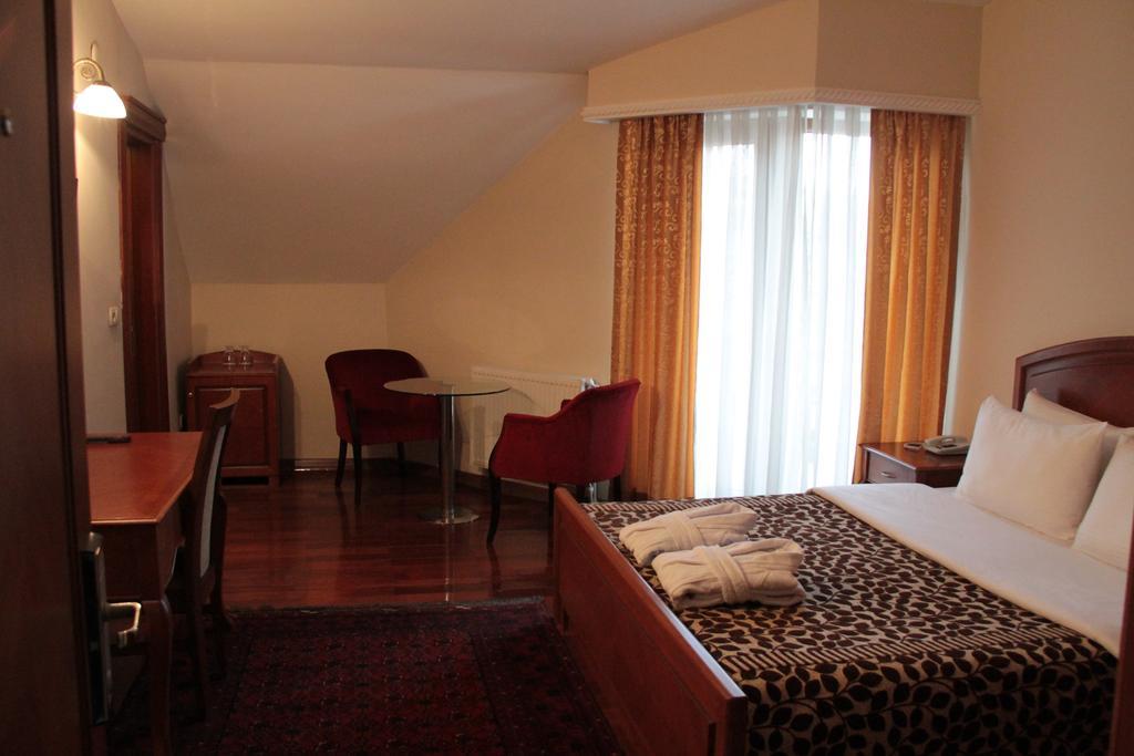 Florya Konagi Hotel Istanbul Exterior foto